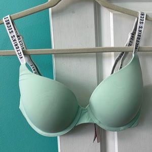 Victoria Secret bra 34D